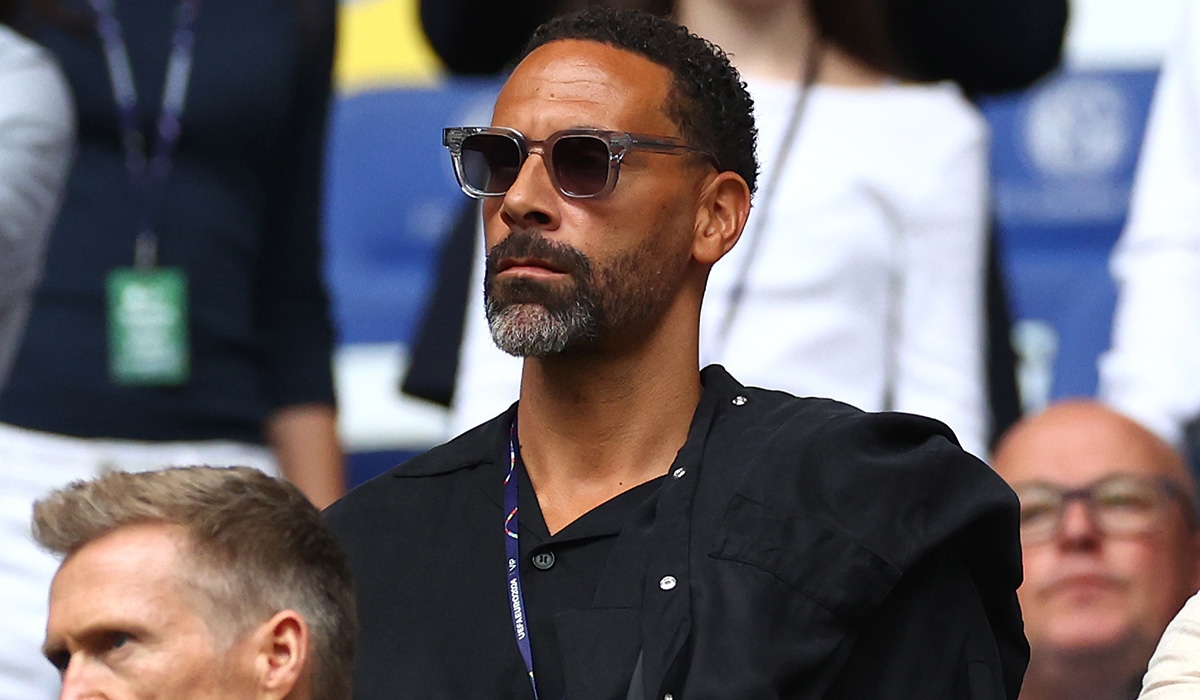 Ferdinand rushes to Madeuke defence