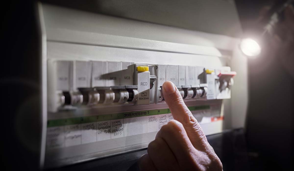 A million premises face power cuts this autumn