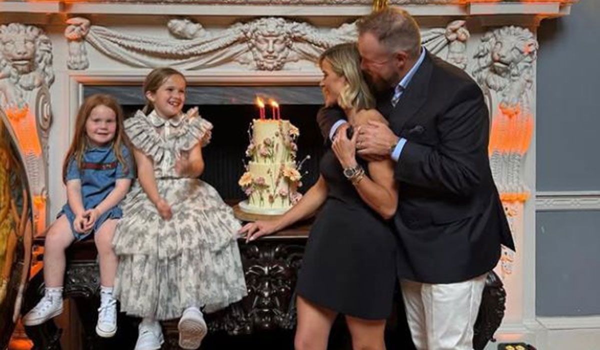 Shane Lowry throws glitzy bash for wife Wendy's milestone birthday