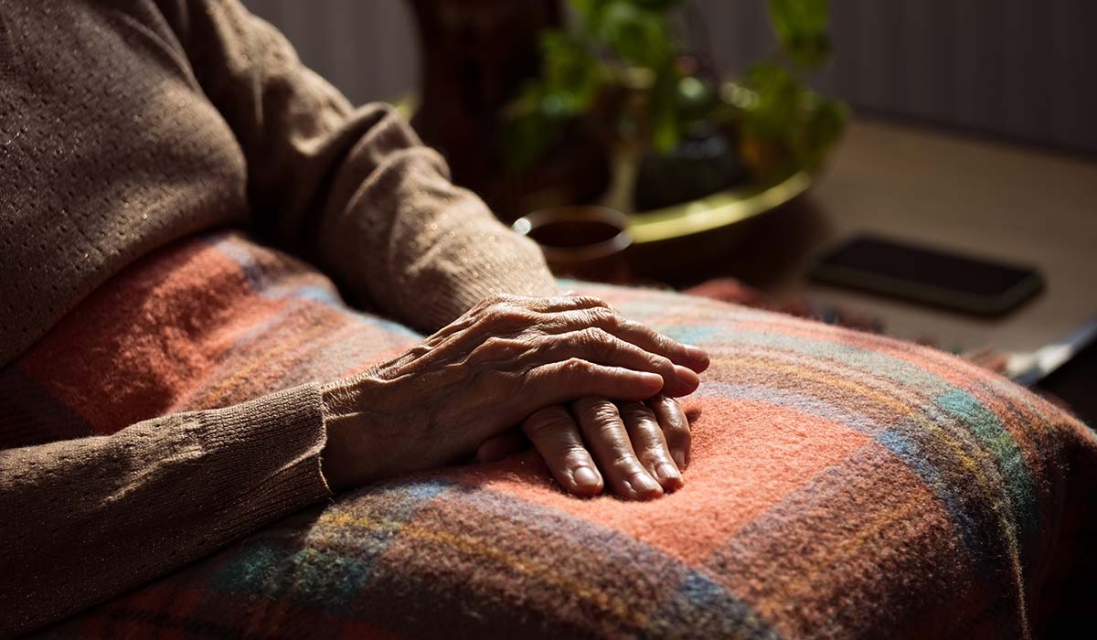 Expert calls on CAB to target relatives stealing from the elderly