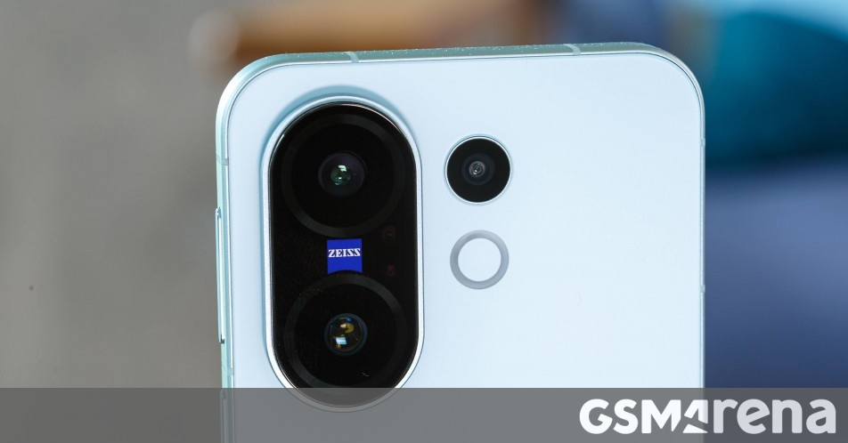 vivo X200 FE in for review