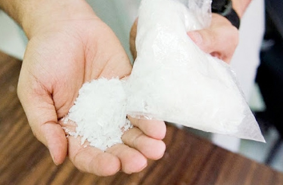 حملات أمنية بأسوان تطيح بتجار السموم وتضبط كميات ضخمة من الحشيش والشابو