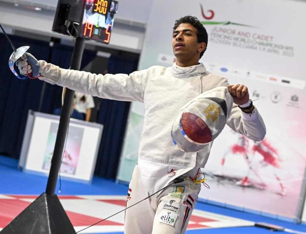 أحمد هشام يضمن ميدالية لمصر في بطولة العالم لسلاح السيف