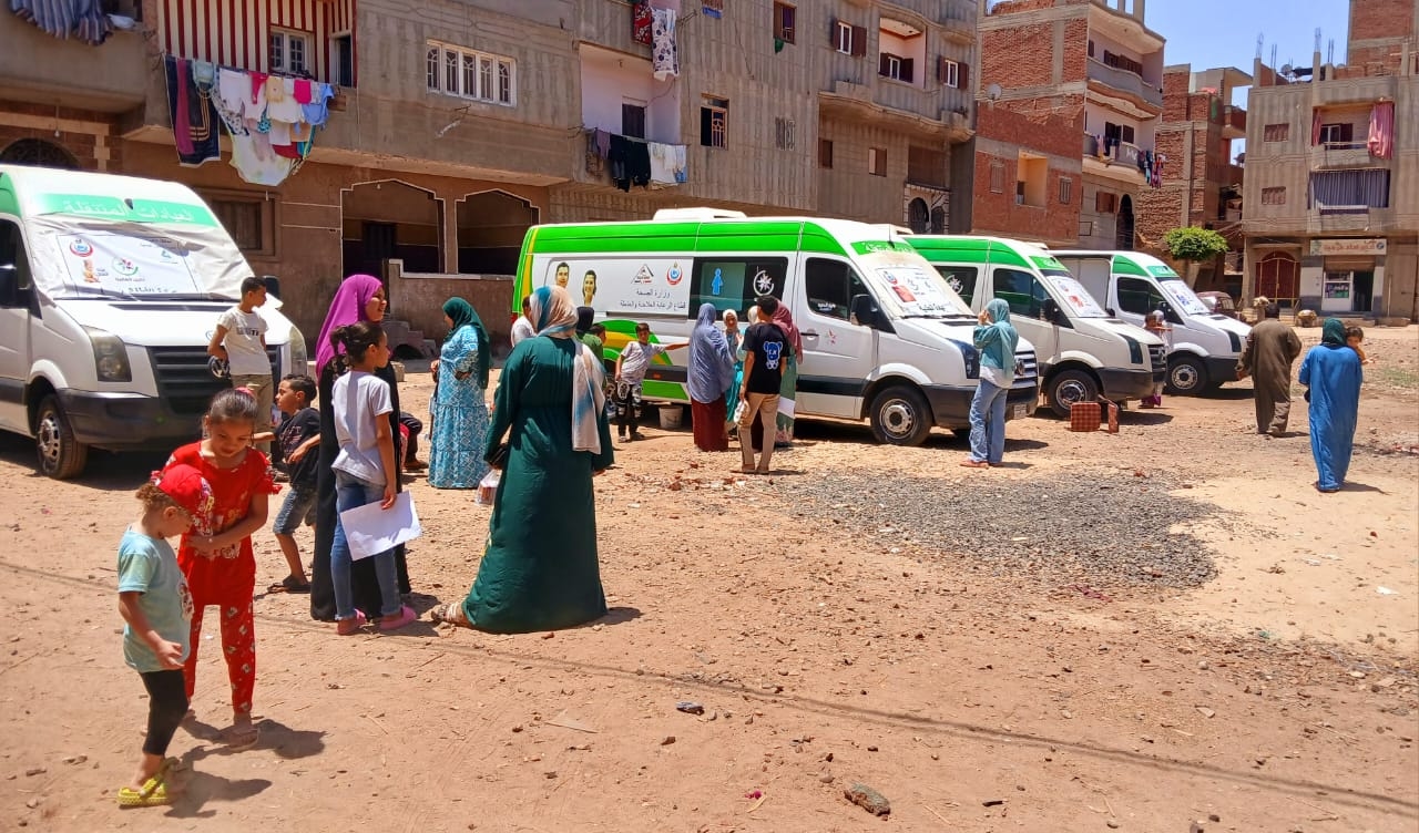 فحص 287 مواطنًا في قافلة لأهالي عزبة الزوايدة بالإسكندرية