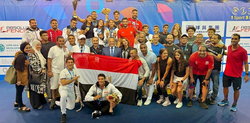 وزير الشباب والرياضة يهنئ أبطال منتخب مصر للخماسي الحديث
