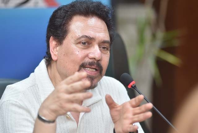 محمد رياض يتحدث عن انتمائه الكروي: "أنا أهلاوي.. وحظنا كان واقع في كأس العالم للأندية"