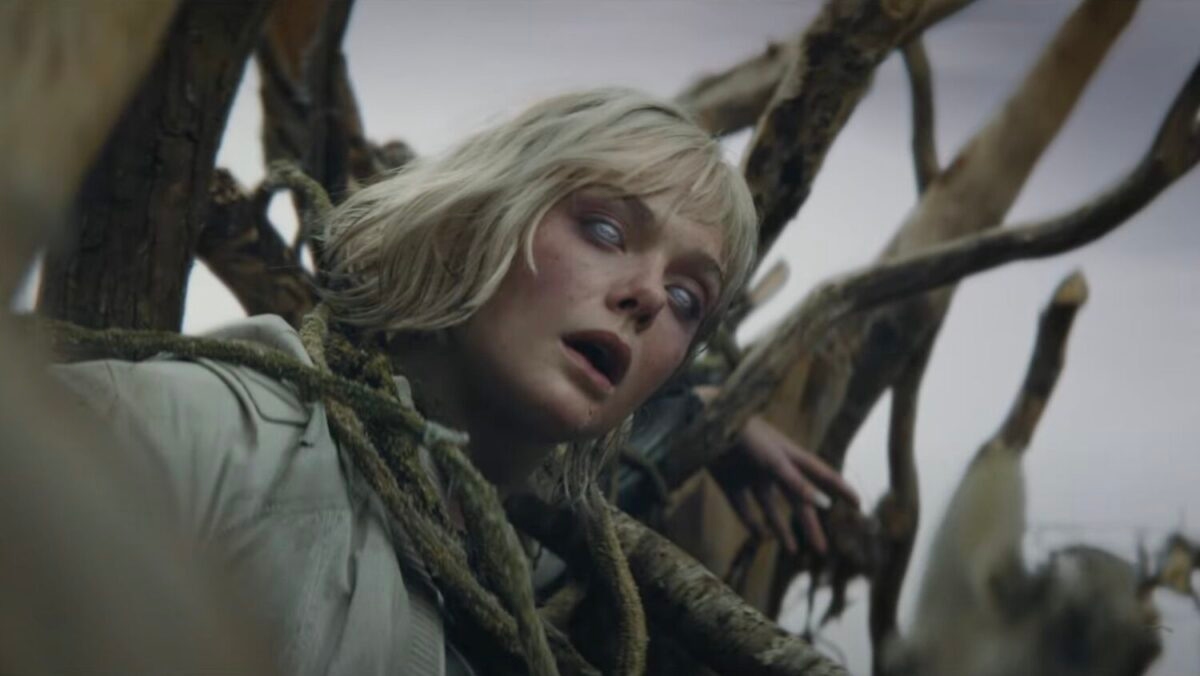 'Prey' Director Keeps Up 'Predator: Killer of Killers' And 'Badlands' Momentum With Secret Sequel