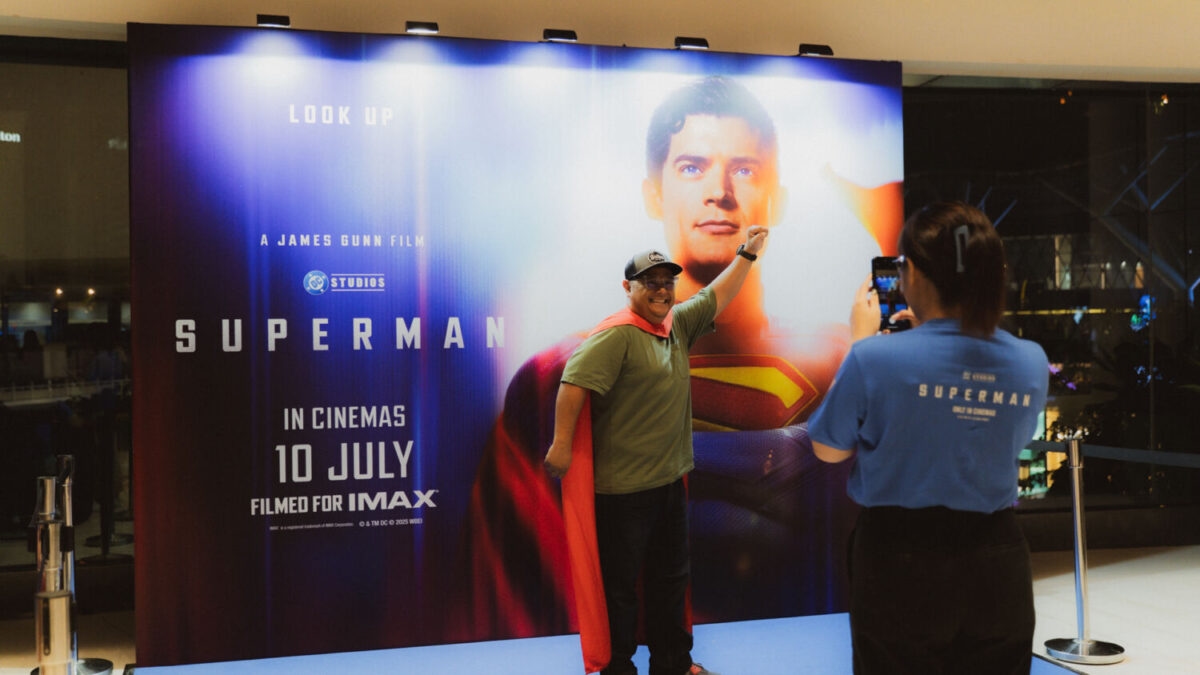 Up, Up And Away! 160 Fans Celebrate As Superman Soars Into The DC Universe With Fan Screening