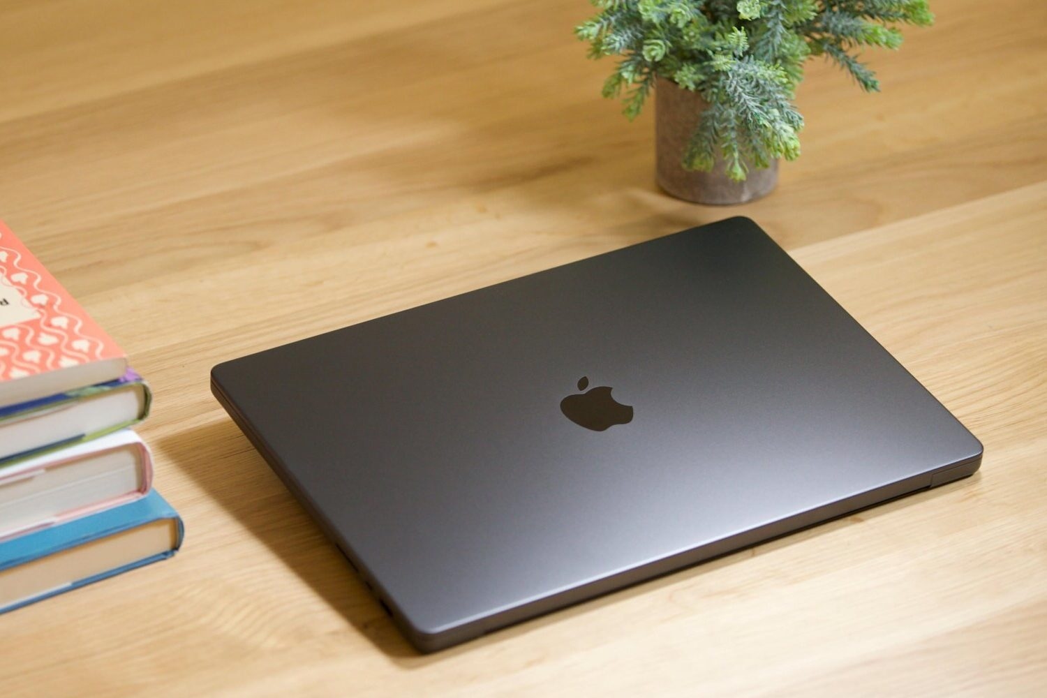 A ‘Cheap' MacBook With an iPhone Chip Could Bring Battery Life Like We've Never Seen Before