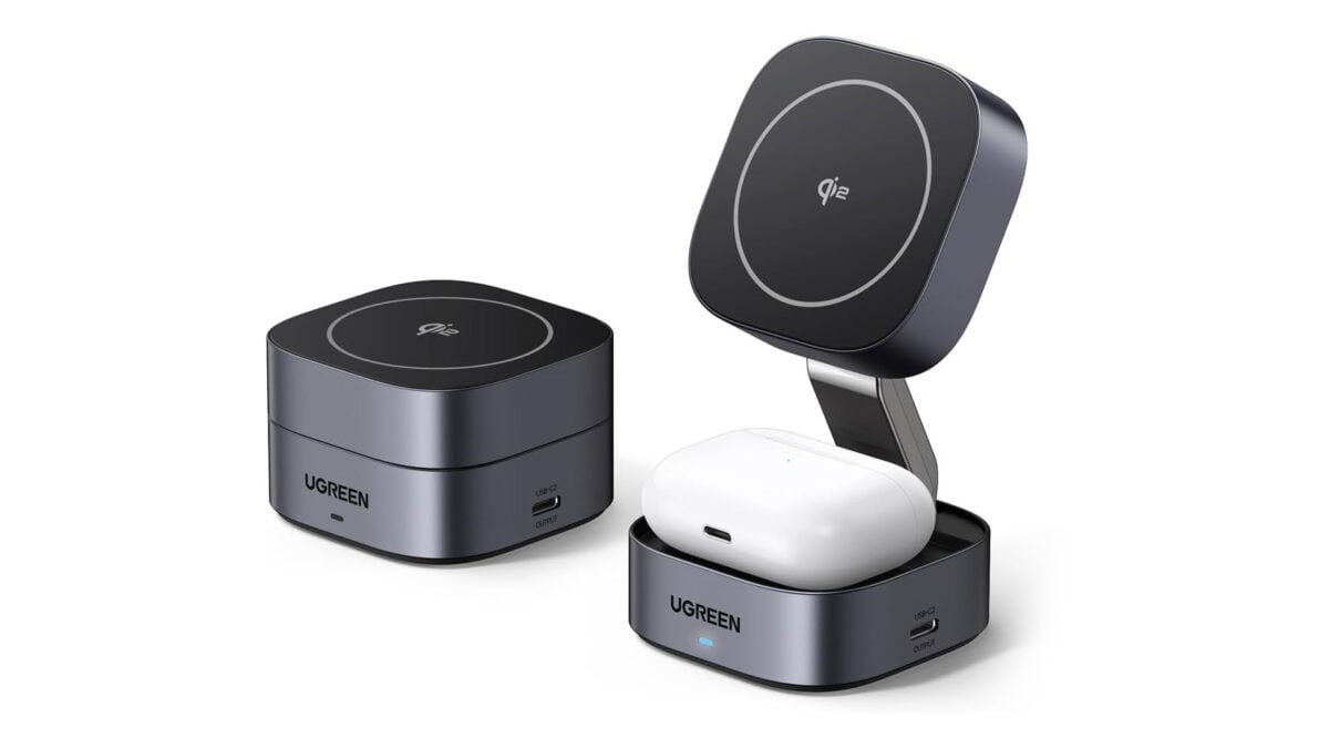 UGREEN's 2-in-1 Magnetic Foldable Charging Station Has Never Been This Cheap, Early Prime Day Makes It Happen