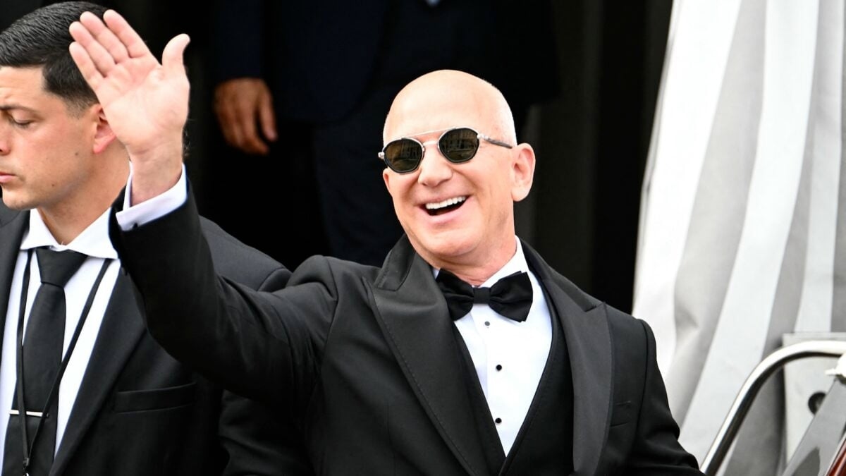 Jeff Bezos Reportedly Eyes Purchase of CNBC as Tech Billionaires Gobble Up Media