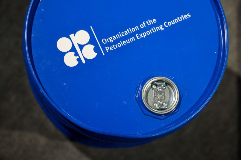 Oil falls on prospect of more OPEC+ supply, easing risks in Mideast