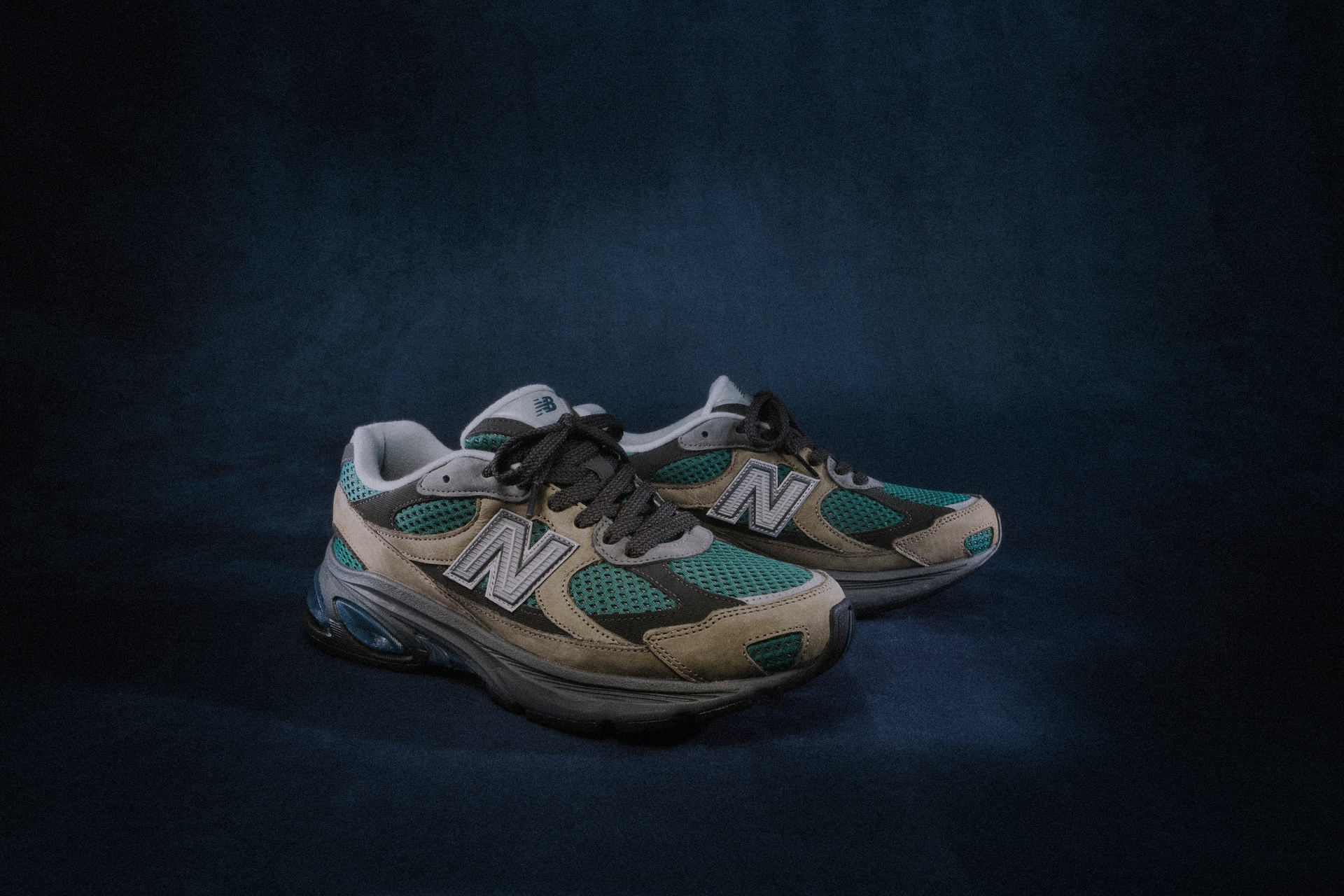 New Balance ABZORB 2010 & 2000 Have Just Dropped & We're Obsessed!