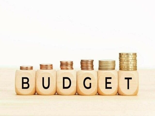 Business, industry give mixed response to federal budget
