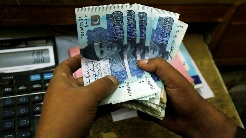 Minimum Wage Board fixes workers' monthly wages in Sindh