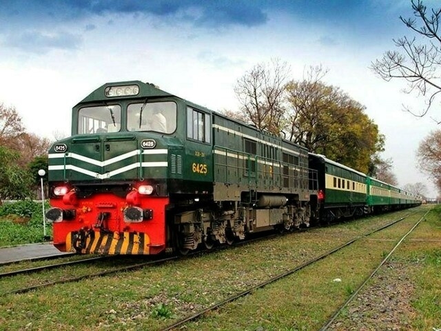 Railway uplift: Punjab willing to invest Rs350bn