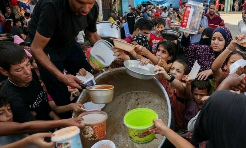 Britain ‘taking forward' Gaza food airdrop plan