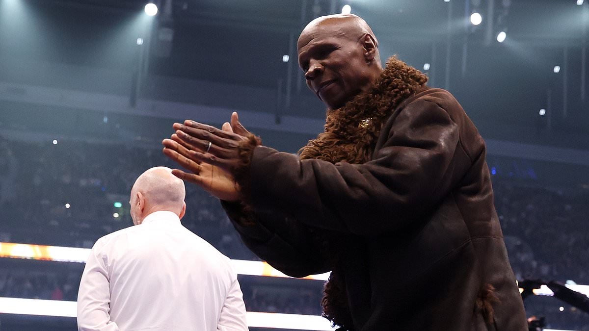 I gave Chris Eubank Sr a father-to-father talk and told him to be there for his son... and here's why it brought a lump in my throat to see him ringside, writes JOHNNY NELSON