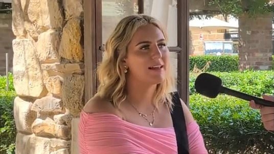 Savings question exposes young Aussie - as new data reveals how much YOU should be earning: 'How's she so broke?'