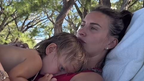 Ferne McCann divides opinion as she breastfeeds daughter Finty, 21 months, on holiday after 'struggling to say no'