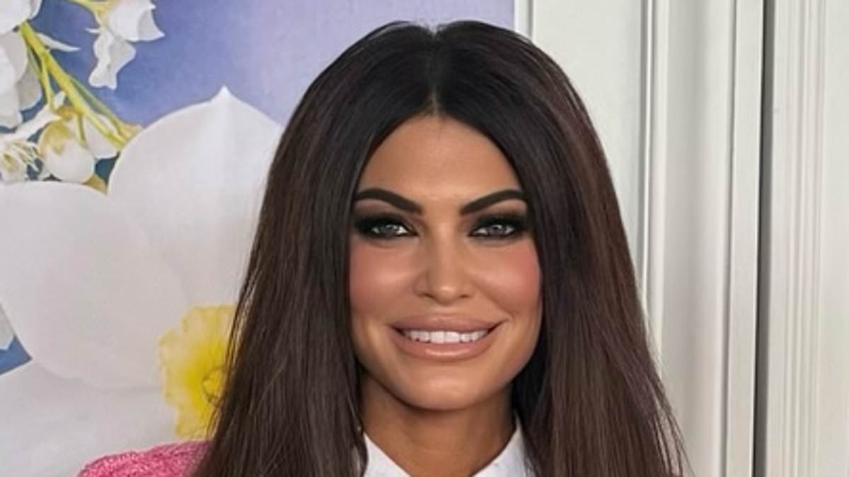 Donald Trump Jr.'s ex Kimberly Guilfoyle looks unrecognizable in makeup-free throwback snaps