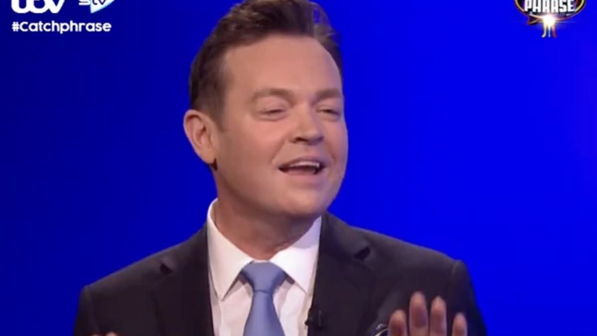 Celebrity Catchphrase host Stephen Mulhern left red-faced after suffering a hilarious gaffe