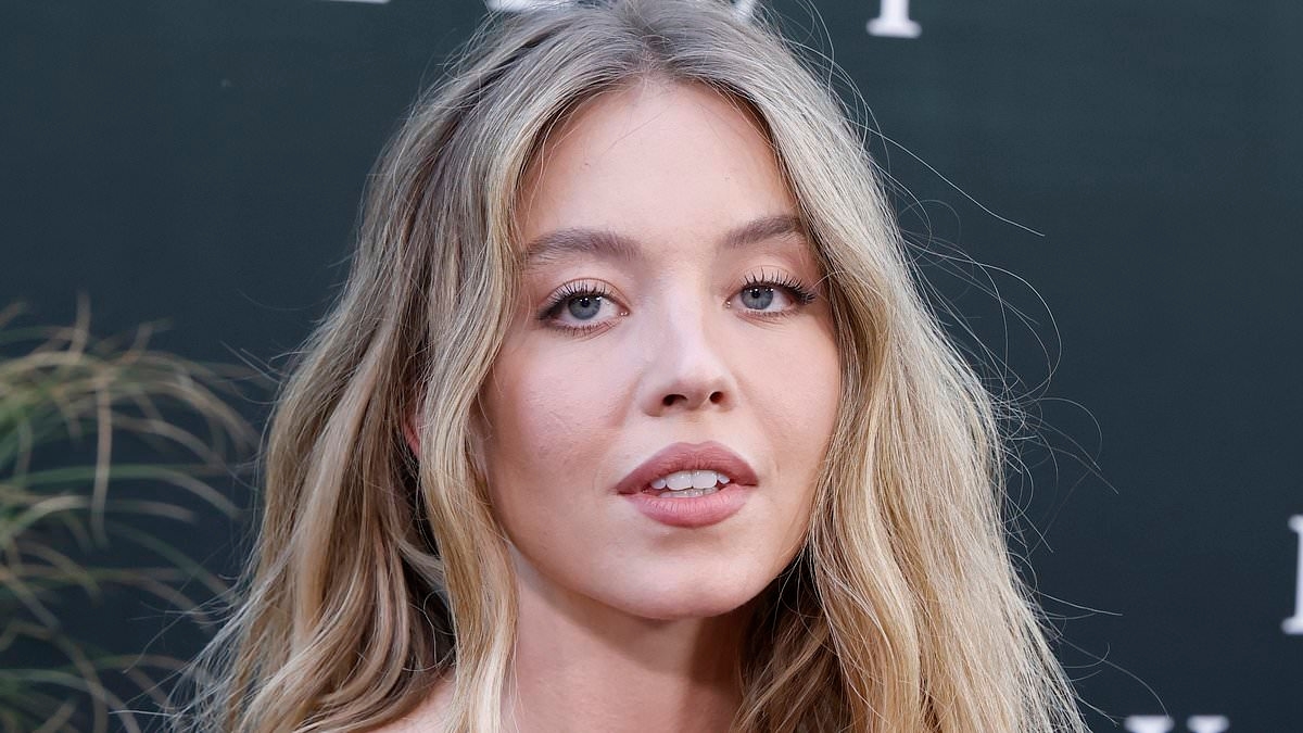 Sydney Sweeney recalls not being able to fit in any of her clothes after gaining 30 pounds for movie role