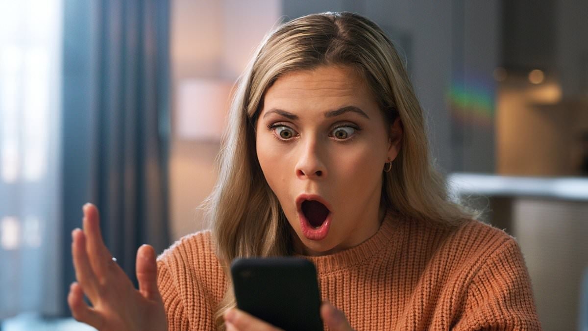 Cybersecurity experts discover 20 apps skimming your digital wallet: 'Delete NOW'