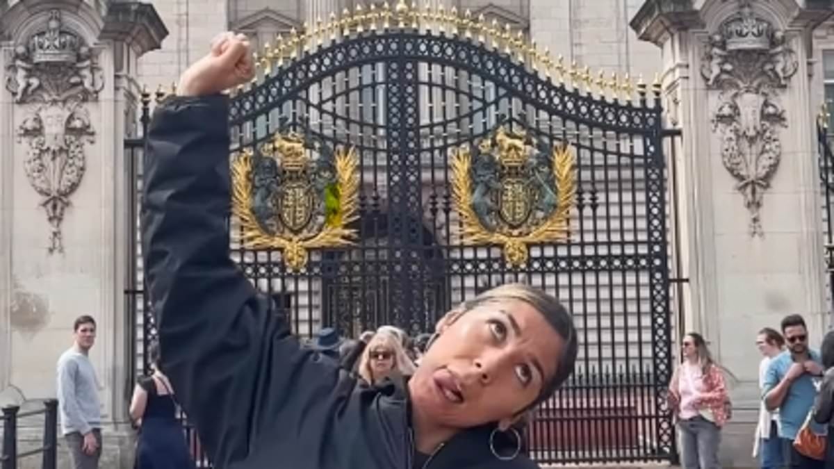 Aboriginal singer Miss Kaninna disturbs with appalling act aimed at the King outside Buckingham Palace - as Lidia Thorpe stages her own stunt