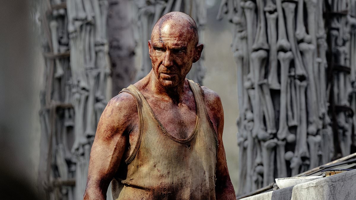 'Terrifying' 28 Years Later receives positive reviews from critics with Ralph Fiennes' performance dubbed 'scene-stealing'