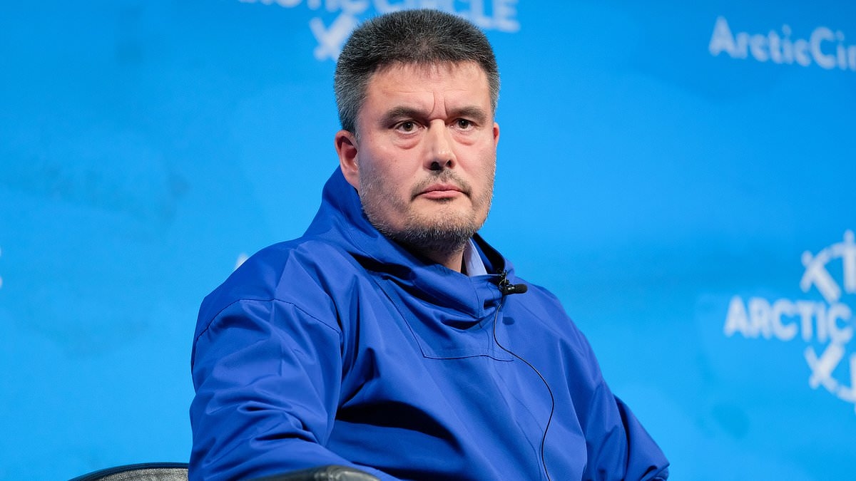 Top Greenland official's move to stop Trump's purchase plans