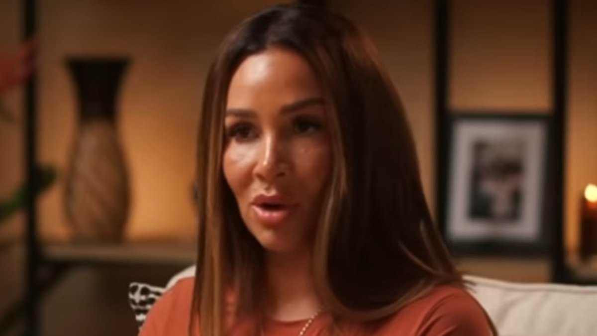 Ashley Cain's ex Safiyya Vorajee claims they split after he 'started drinking a lot' following the death of their baby Azaylia