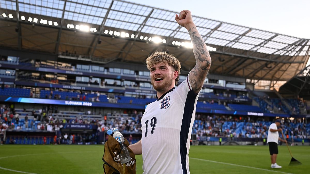 Harvey Elliott hails impact of Mo Salah and Virgil van Dijk in helping him become a leader after stunning match-winning brace for England U21s