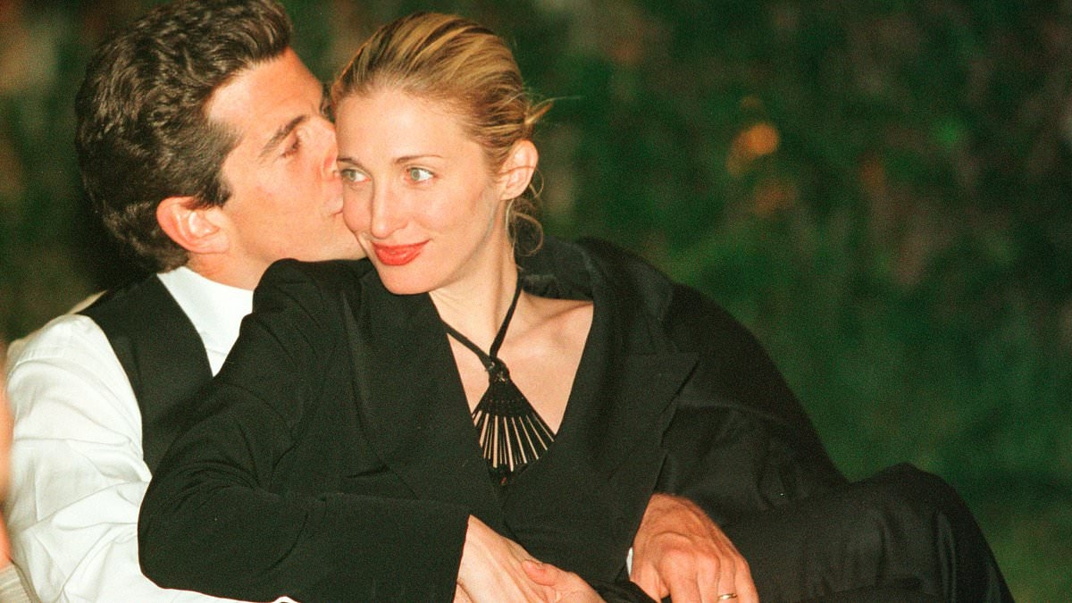 Experts deliver damning verdict on Ryan Murphy's Carolyn Bessette-Kennedy wardrobe... and reveal what the late fashion icon REALLY would have worn