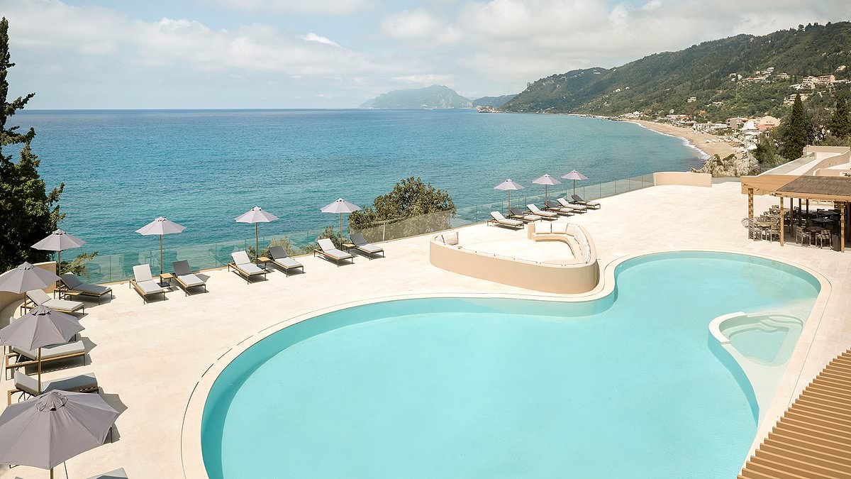 Still looking for your perfect holiday? Immerse yourself in Greek culture, make magical memories with the family or escape the world on an indulgent adults-only getaway, in these three stunning bespoke resorts
