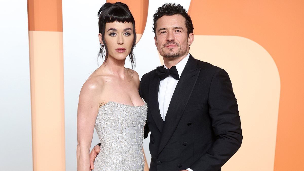 AMANDA PLATELL: Nasty Orlando Bloom knows exactly what he's doing. The second I saw THAT picture I realised his game... even if everyone else has missed it