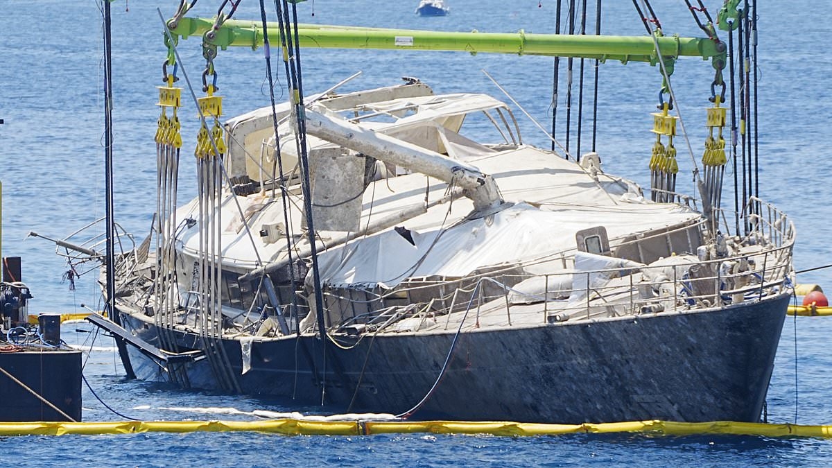 EXCLUSIVE Italian prosecutors investigating the sinking of the £30milllion superyacht Bayesian 'seek to pin blame for tycoon's tragedy on negligent crew'