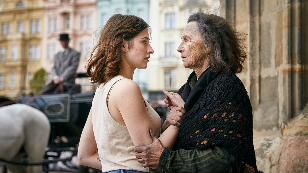 Award-winning crime drama is finally free to stream - as critics gush over 'irresistibly creepy' scenes in rave reviews