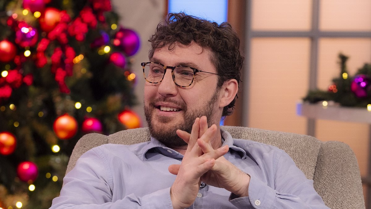 Seann Walsh reveals his phone was stolen 'straight from his hand' in London just days after a Strictly star was mugged
