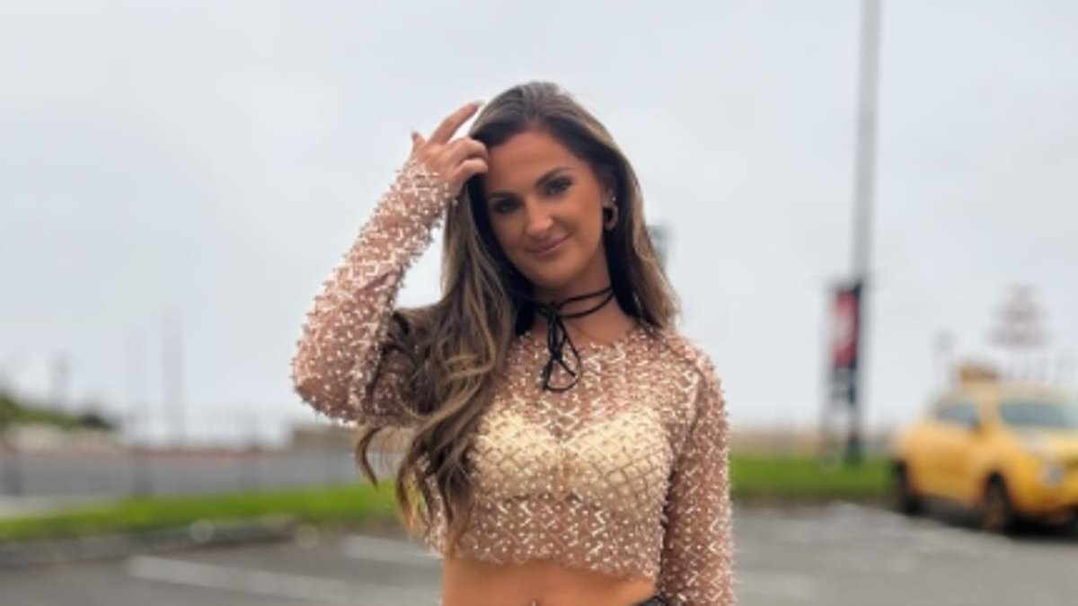 Inside newly-single Sophie Radford's 'wild' Saturday night out: Sue and Noel's daughter is filmed downing shots in skin-tight leather trousers after confirming split from husband