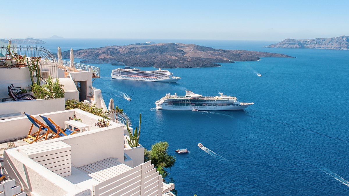 Popular Greek holiday island to charge cruise passengers hefty tourist tax from today