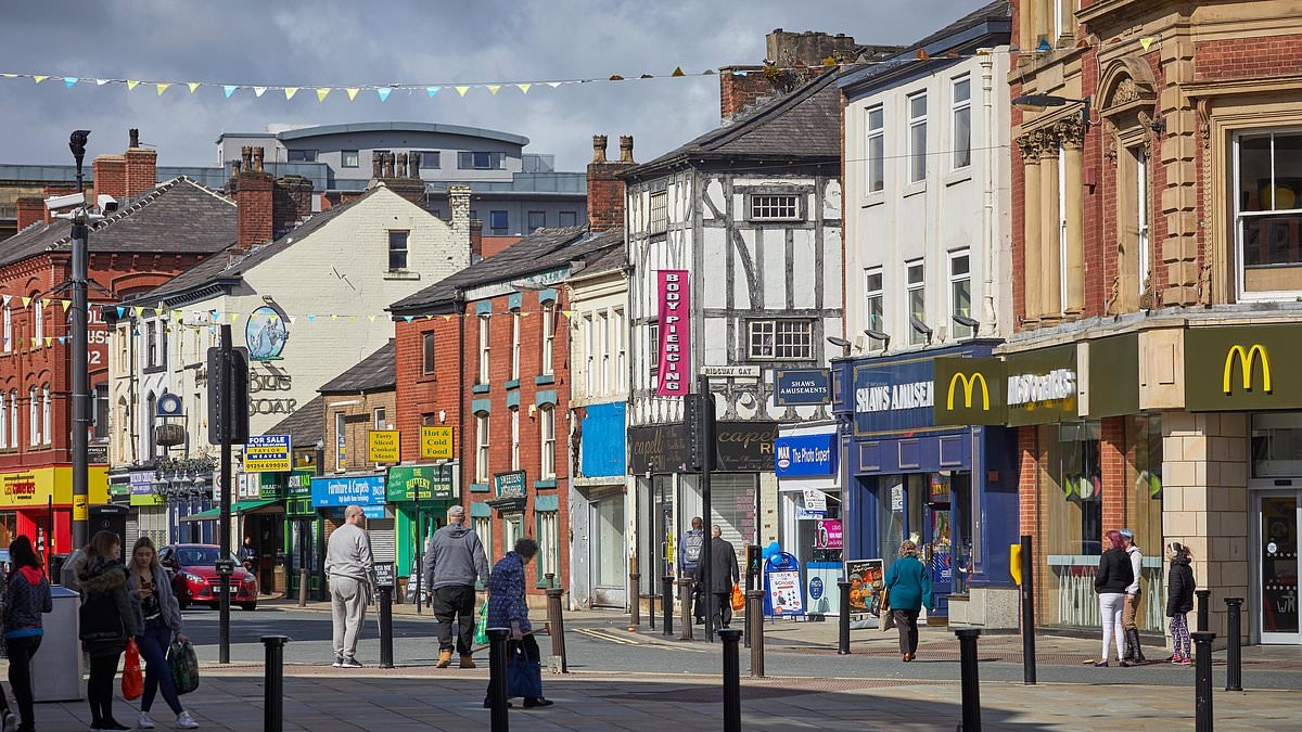 BREAKING NEWS Major high street brand cuts 1,200 jobs as sales fall by nearly £100million - with firm blaming 'challenging market conditions'