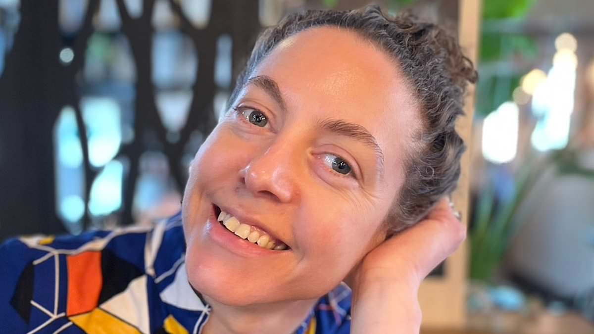 I was sceptical at first but a miracle brain device helped my anxiety - it's like something clicked in my mind