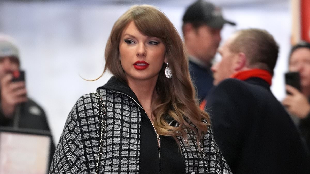 EXCLUSIVE Taylor Swift's restraining order against alleged stalker extended as HUNDREDS of emails sent to singer are revealed
