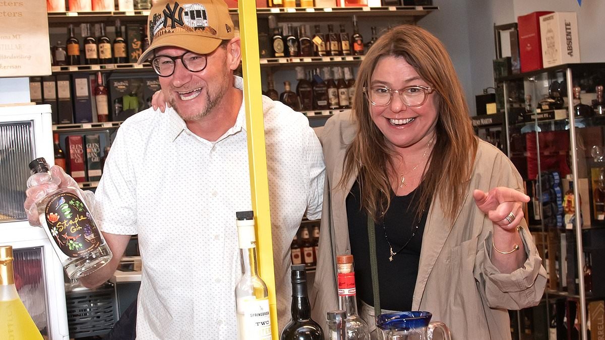 EXCLUSIVE Rachael Ray fans left disturbed by 'bizarre' behavior at alcohol event in yet ANOTHER setback after health woes