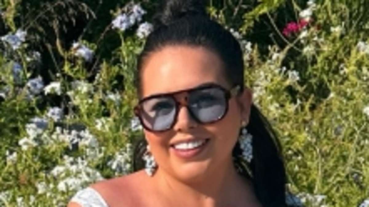 Scarlett Moffatt showcases her incredible weight loss in chic corseted mini dress - as she reveals her clothes size to adoring followers