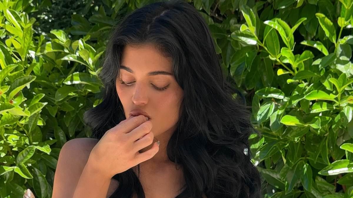 Kylie Jenner sparks further surgery rumors in very risque bikini snaps after boob job admission