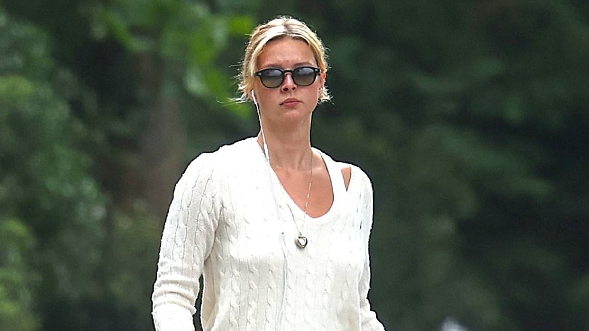 Gwyneth Paltrow's nepo baby Apple Martin, 21, channels her mom's 90s cool girl chic