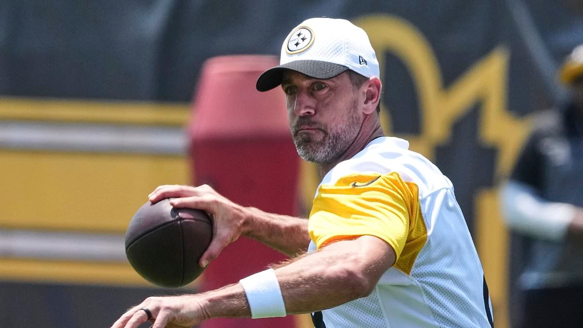 Aaron Rodgers was 'isolated and dismissive' during tense labor talks, ex-union chief writes in scathing memoir