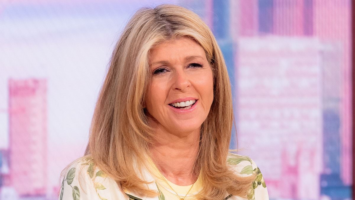 Kate Garraway seriously distracts Good Morning Britain viewers with her 'pyjama-inspired' outfit on ITV show